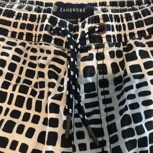 Drawstring shirt with 3 pockets